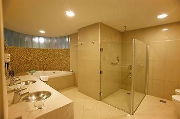 Hotel Quorum Golf, Tenis & Spa Córdoba Zewnętrze zdjęcie